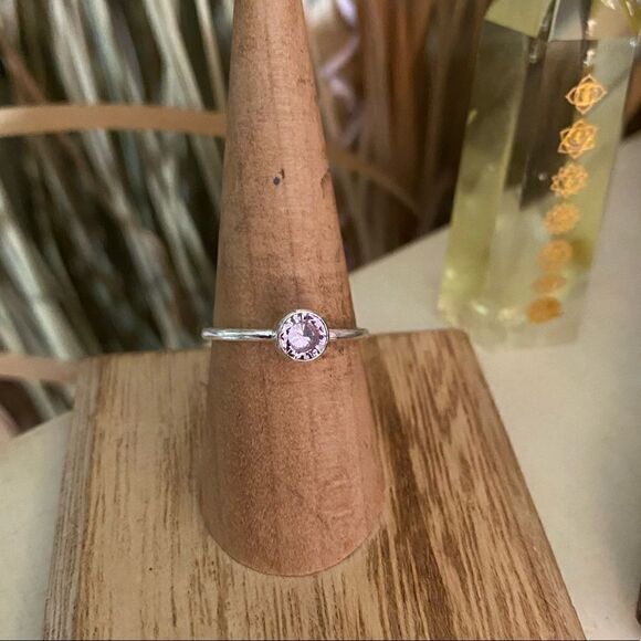 Rose Quartz Faceted Sterling Silver Minimalist Ring Size 7.5 - Picture 7 of 7